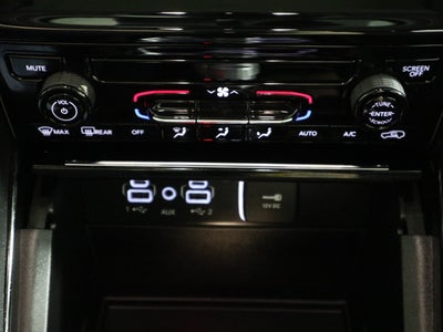 2023 Jeep Grand Cherokee Laredo 4x2