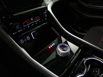2023 Jeep Grand Cherokee Laredo 4x2