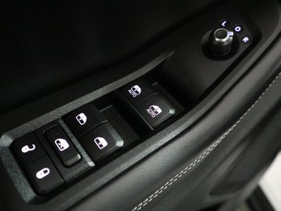 2023 Jeep Grand Cherokee Laredo 4x2
