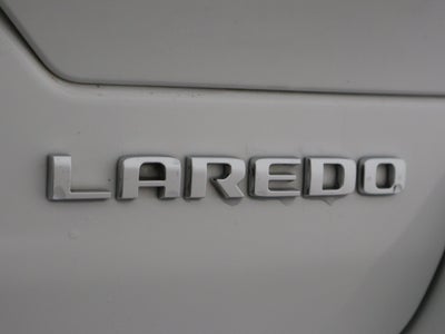 2023 Jeep Grand Cherokee Laredo 4x2