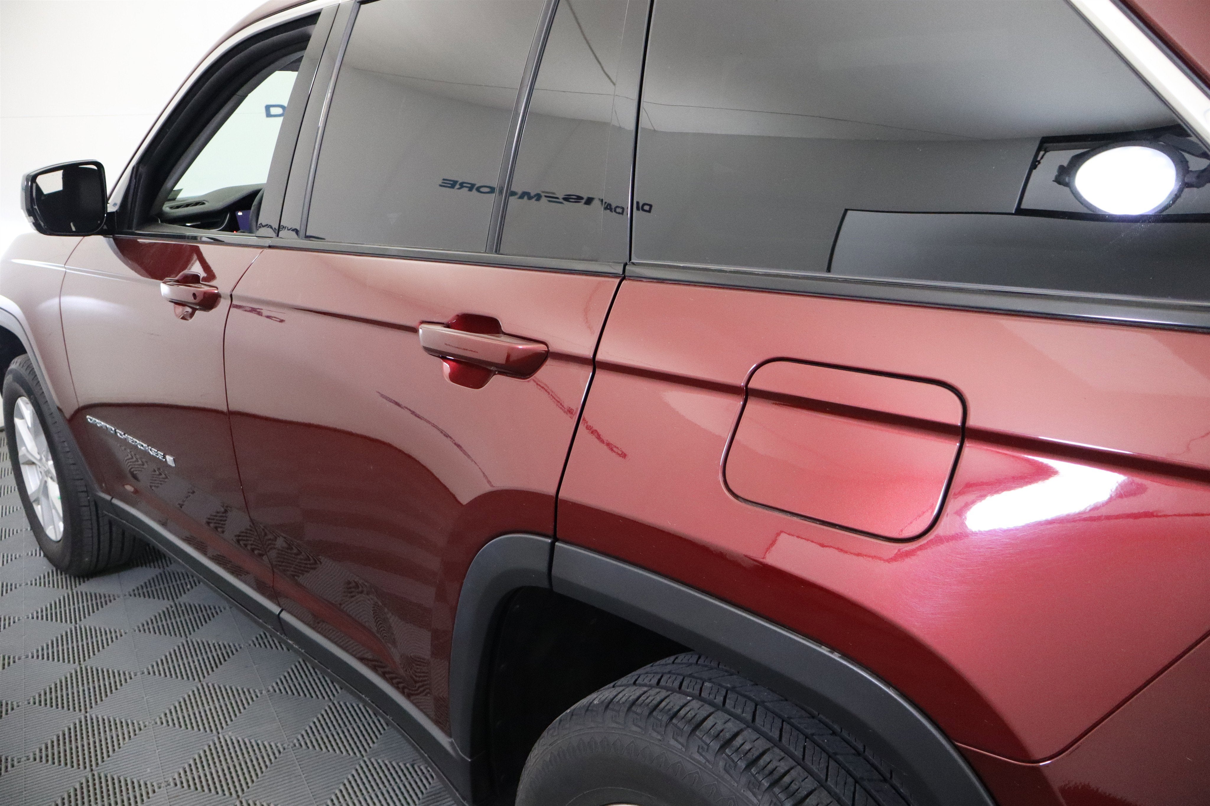 2023 Jeep Grand Cherokee Limited 4x2