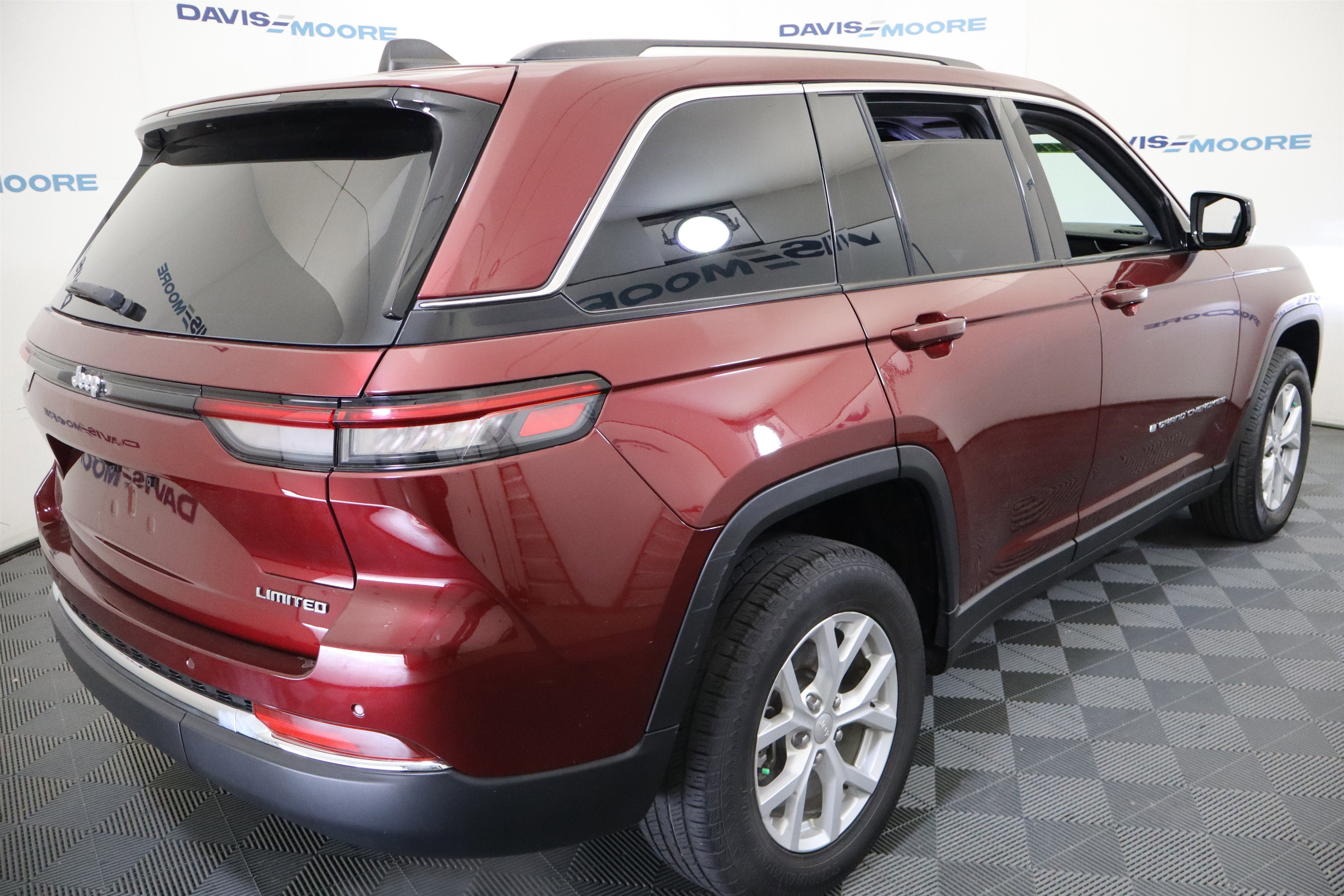 2023 Jeep Grand Cherokee Limited 4x2