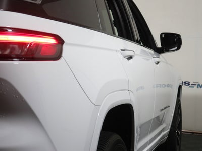 2022 Jeep Grand Cherokee Overland