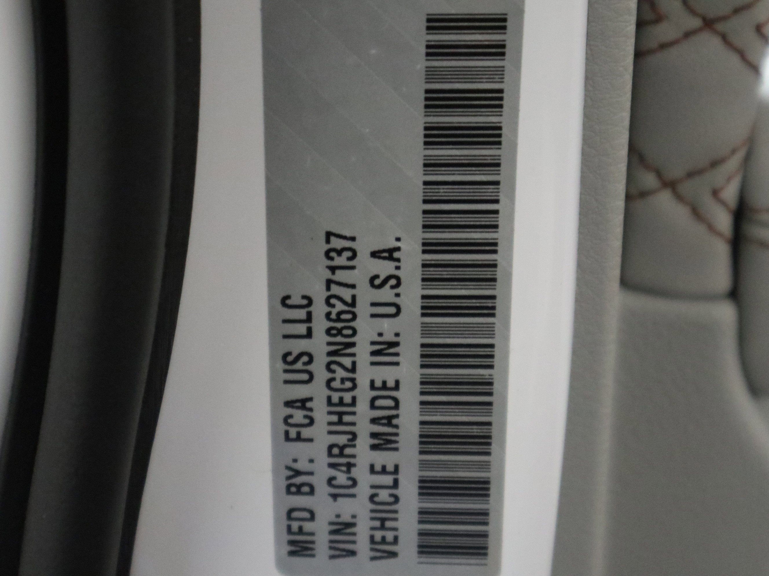 2022 Jeep Grand Cherokee Summit