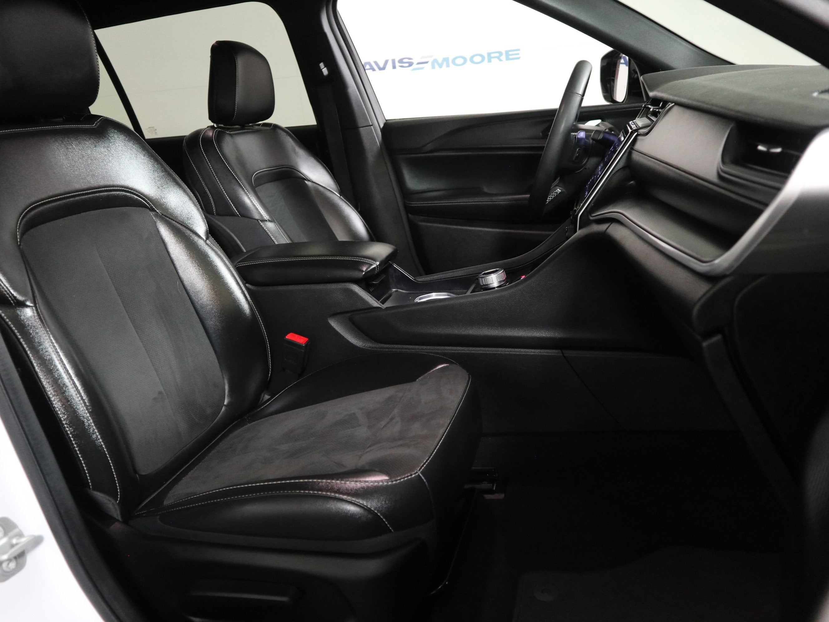 2024 Jeep Grand Cherokee L Altitude 4x4