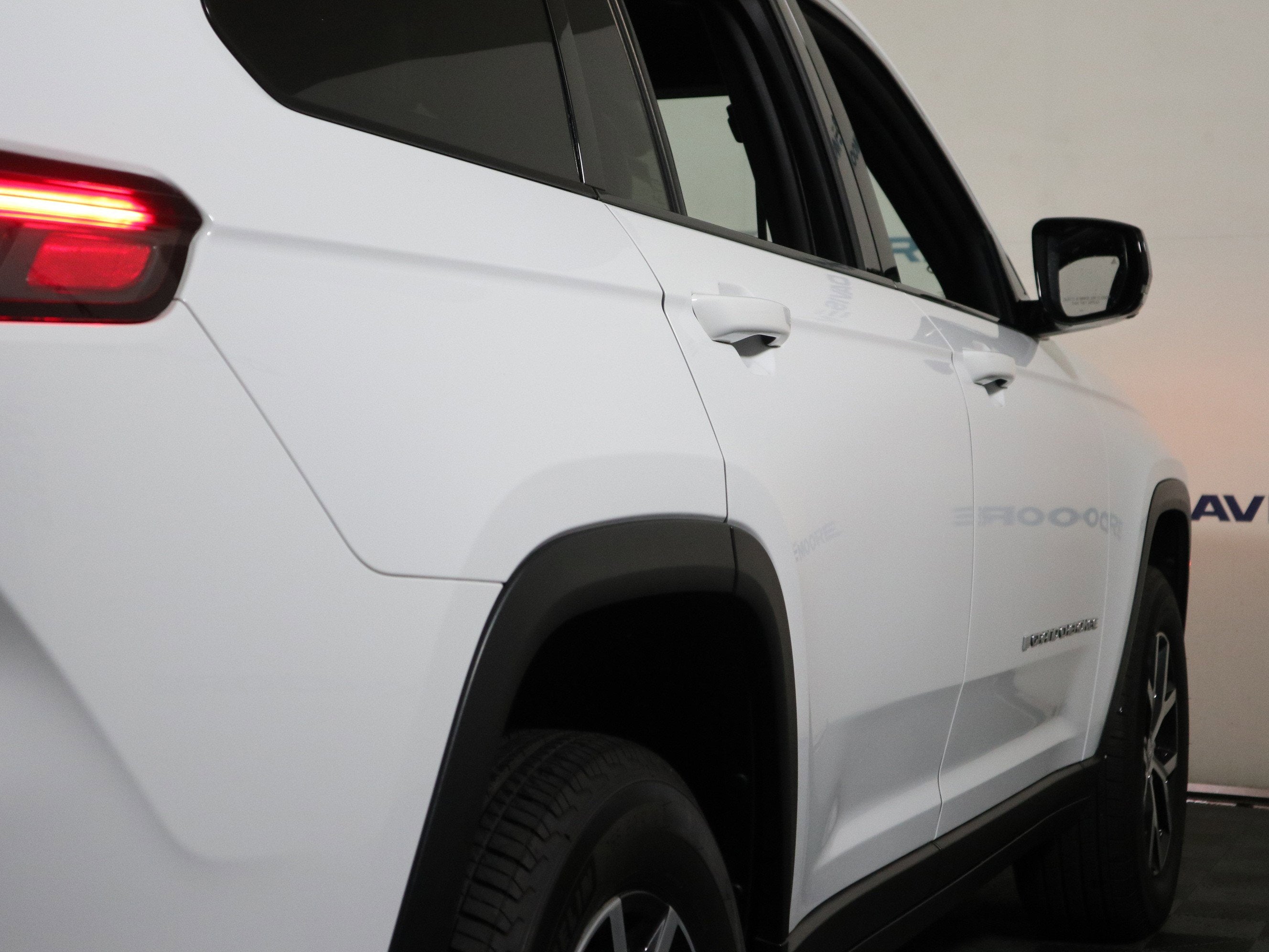 2024 Jeep Grand Cherokee L Limited 4x4