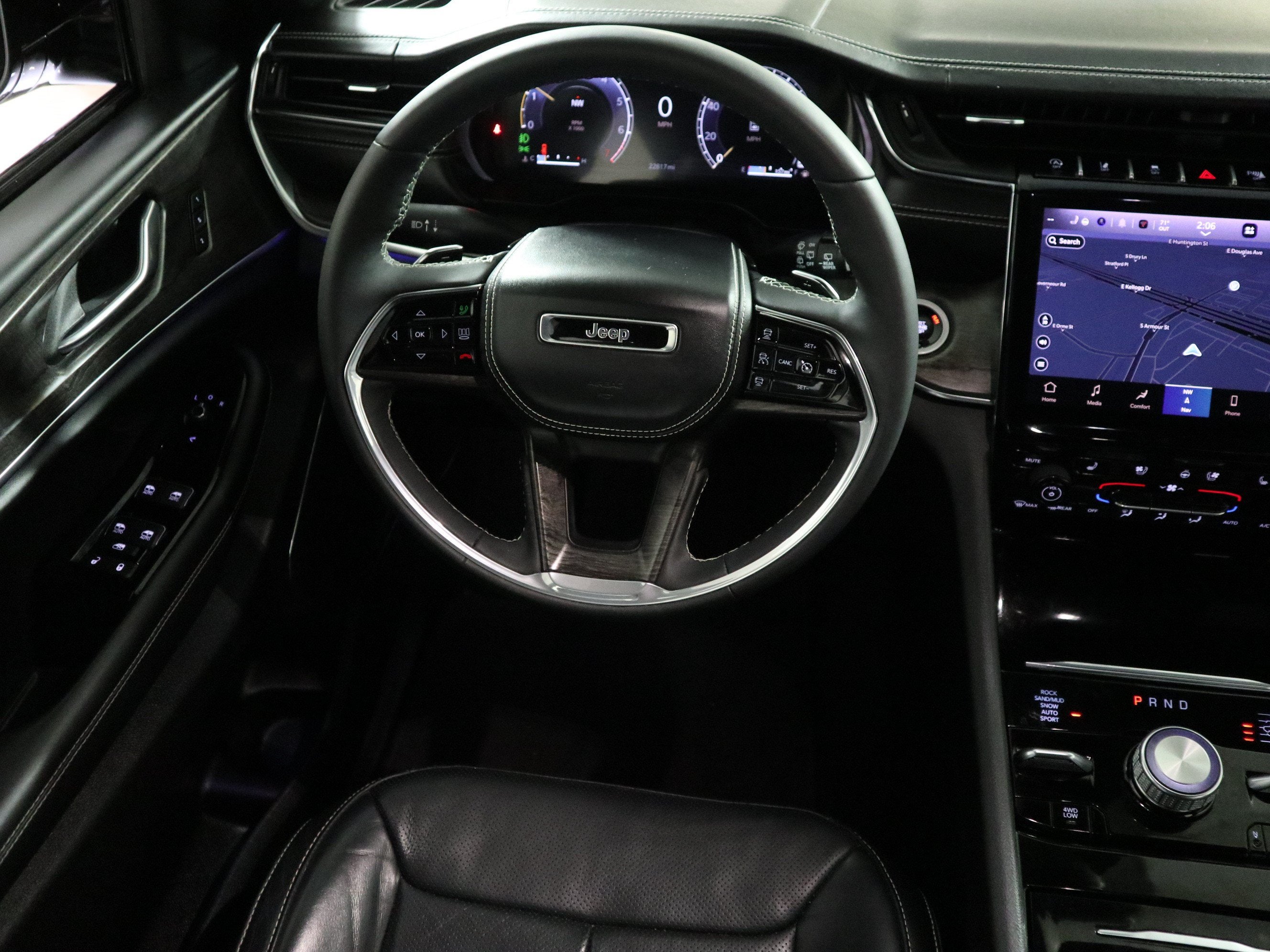 2025 Jeep Grand Cherokee L Overland 4x4