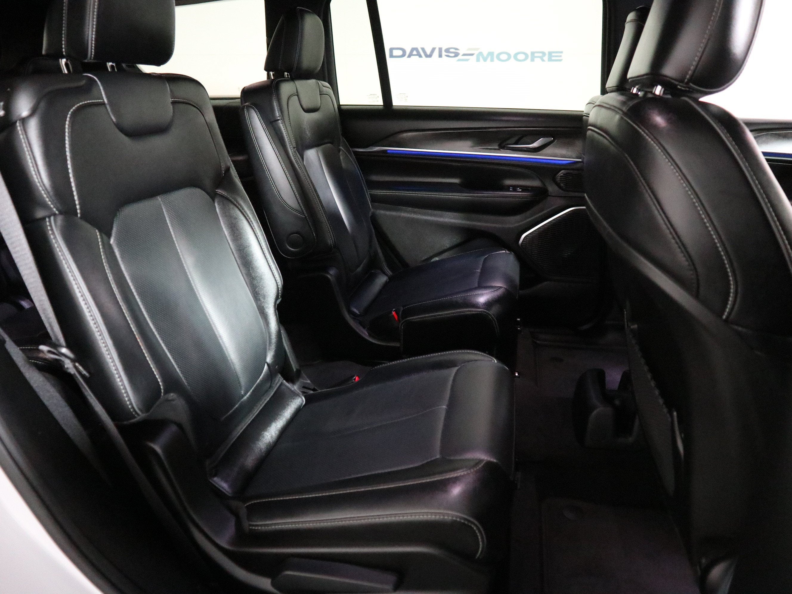 2025 Jeep Grand Cherokee L Overland 4x4
