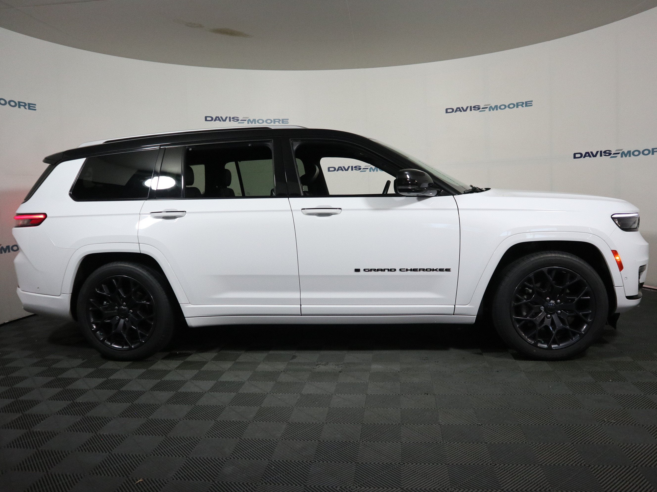 2023 Jeep Grand Cherokee L Summit Reserve 4x4