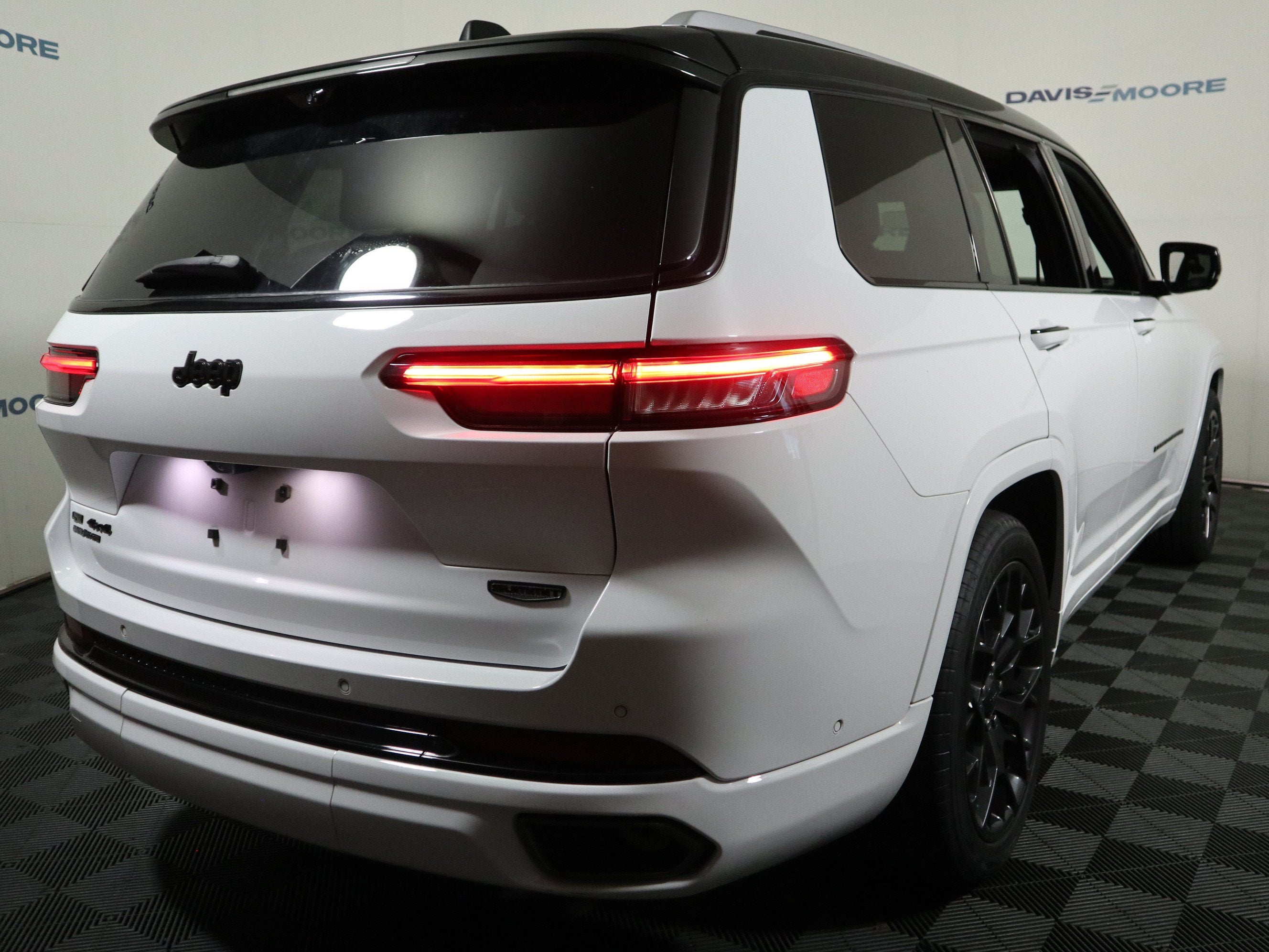 2023 Jeep Grand Cherokee L Summit Reserve 4x4