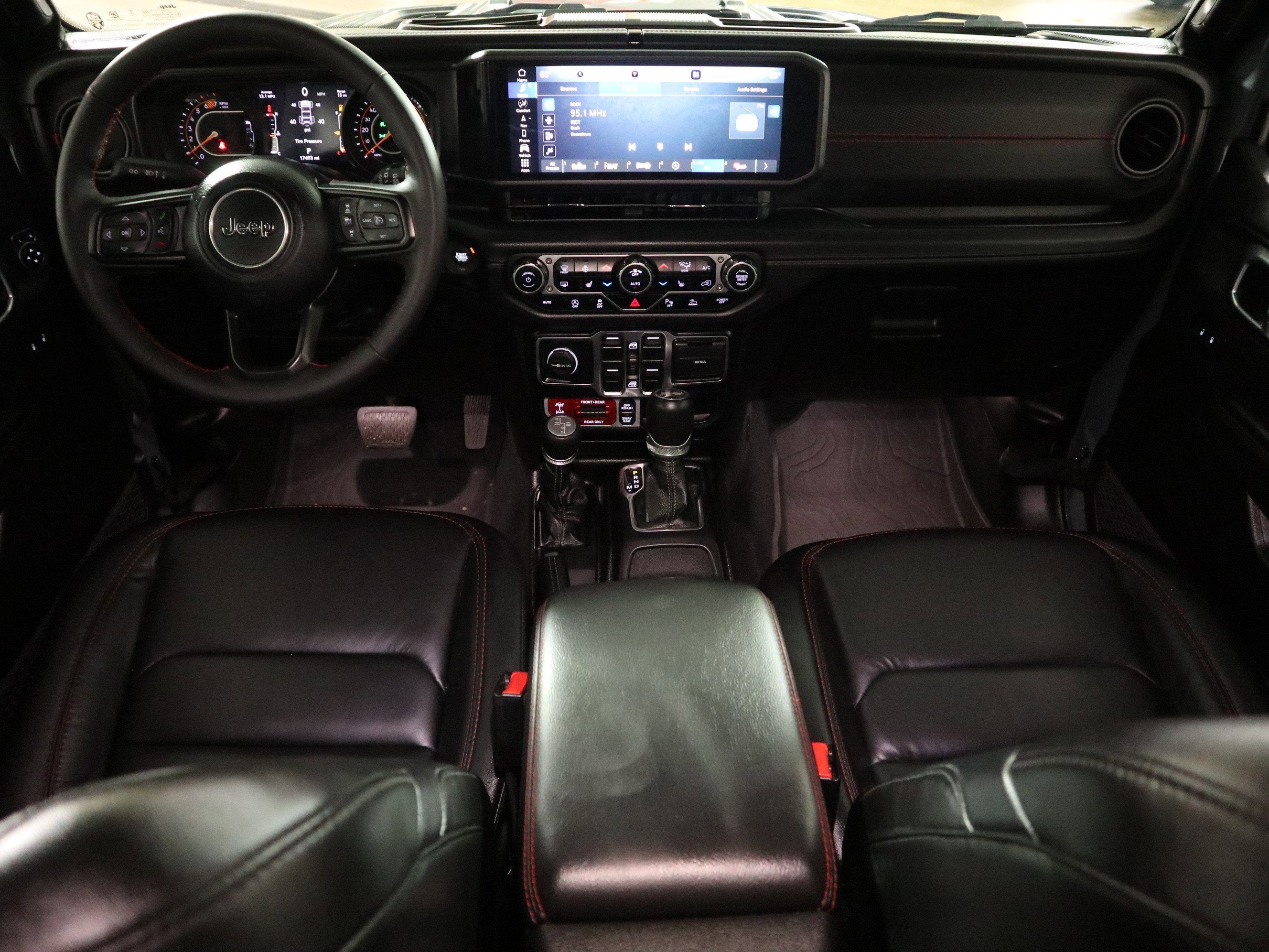 2024 Jeep Wrangler 4-Door Recon 4x4