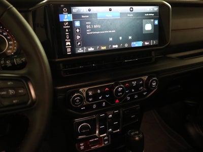 2024 Jeep Wrangler 4-Door Recon 4x4