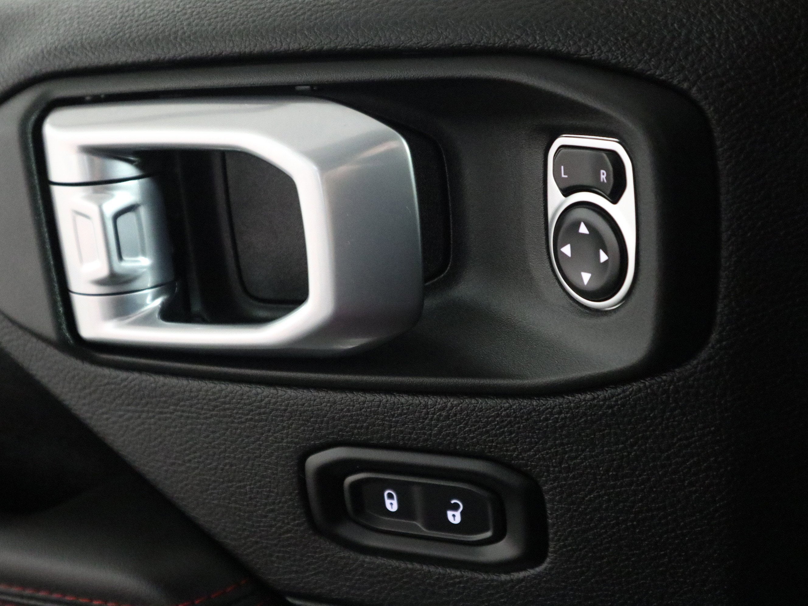 2024 Jeep Wrangler 4-Door Recon 4x4