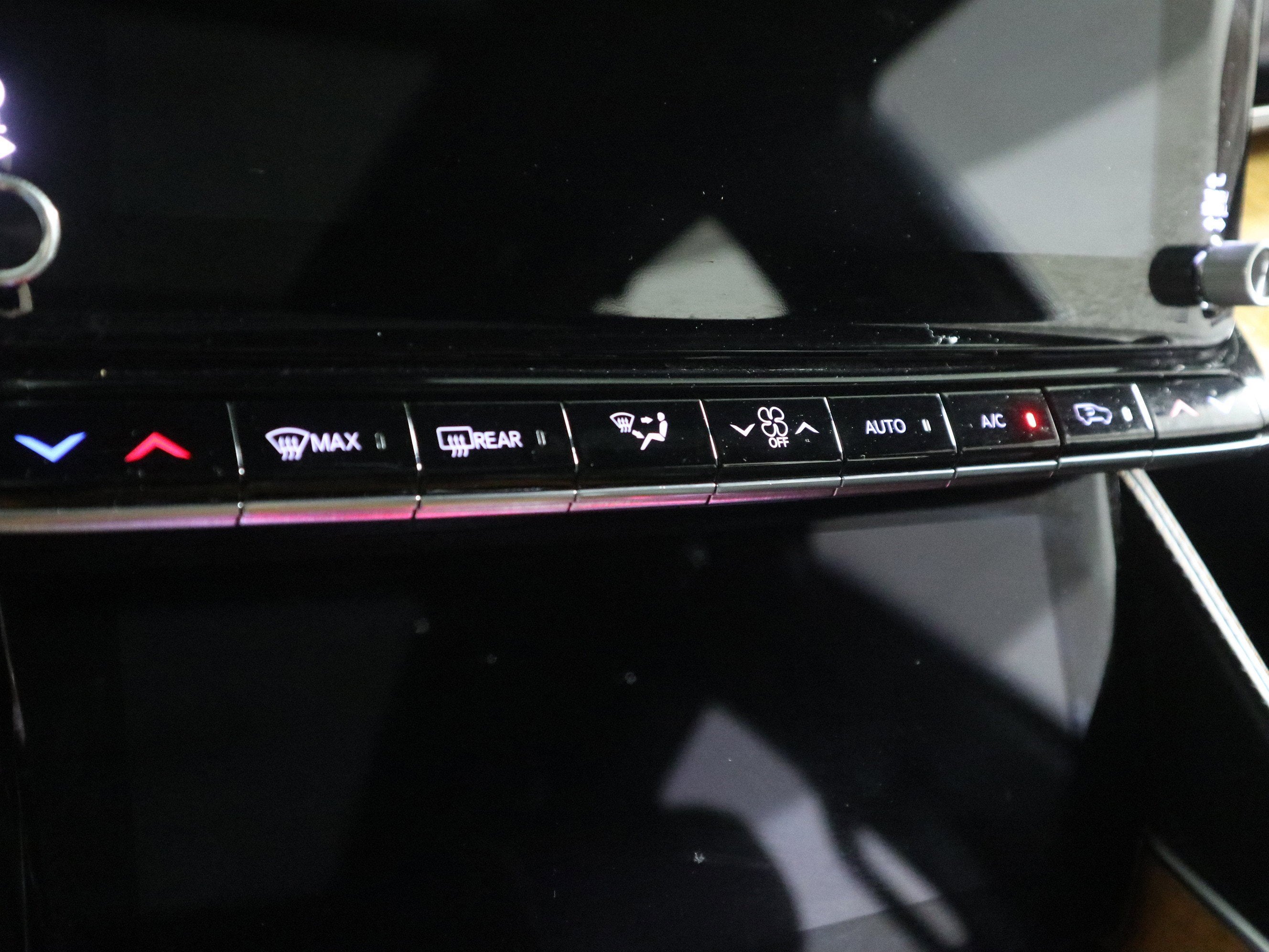 2024 Jeep Grand Wagoneer L Series III