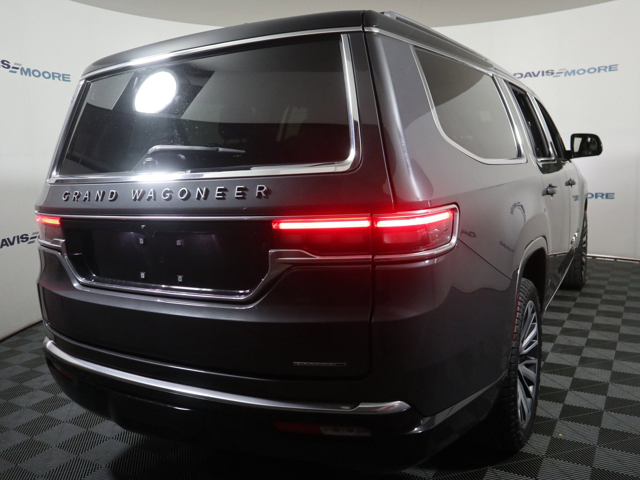 2024 Jeep Grand Wagoneer L Series III