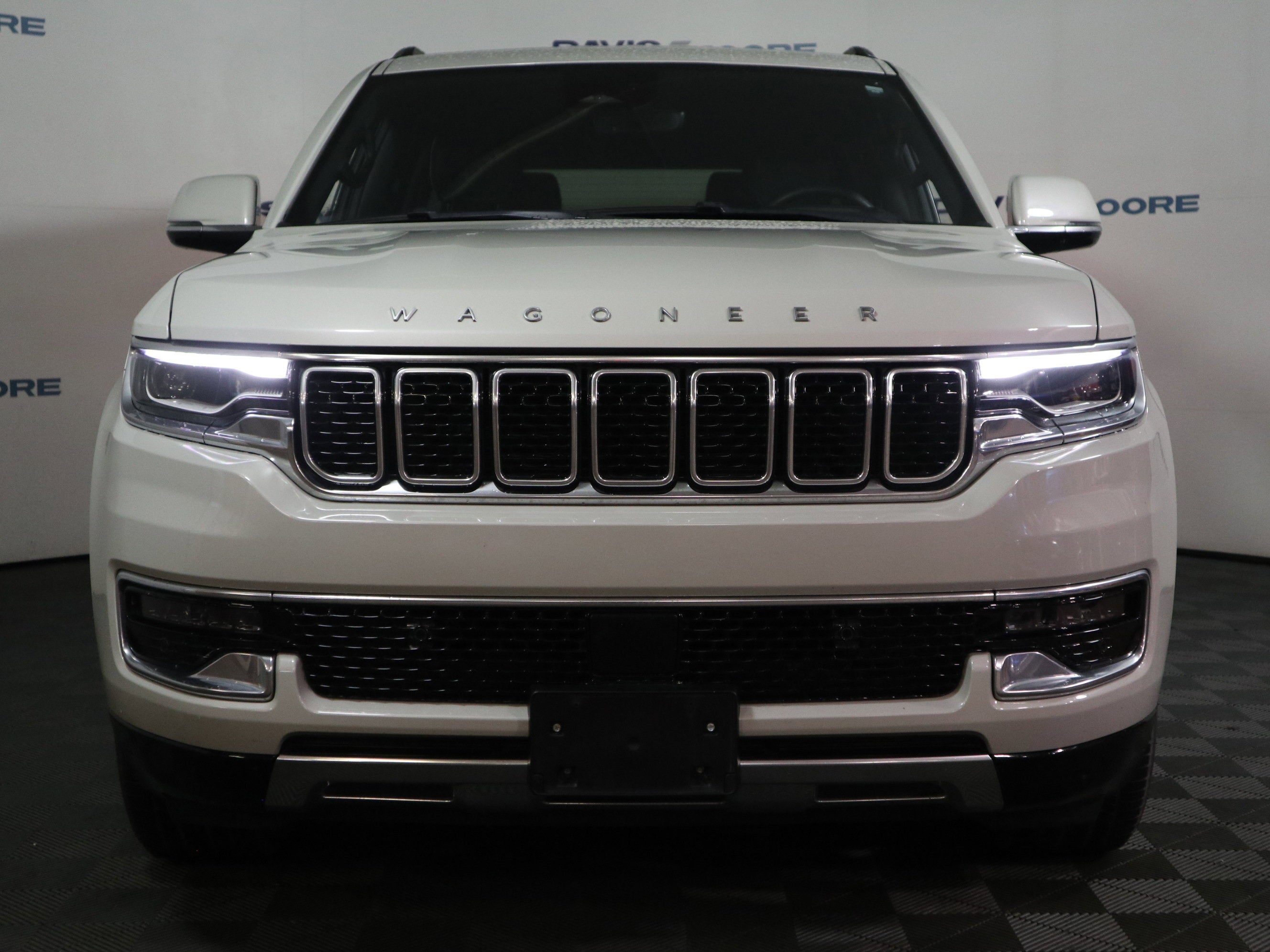 2022 Jeep Wagoneer Series III 4x4