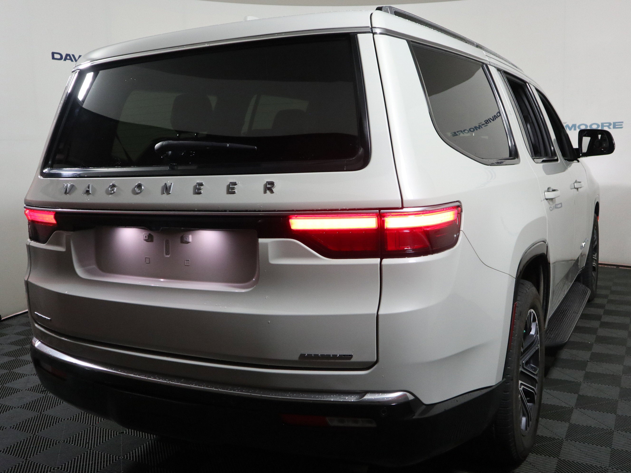 2022 Jeep Wagoneer Series III 4x4