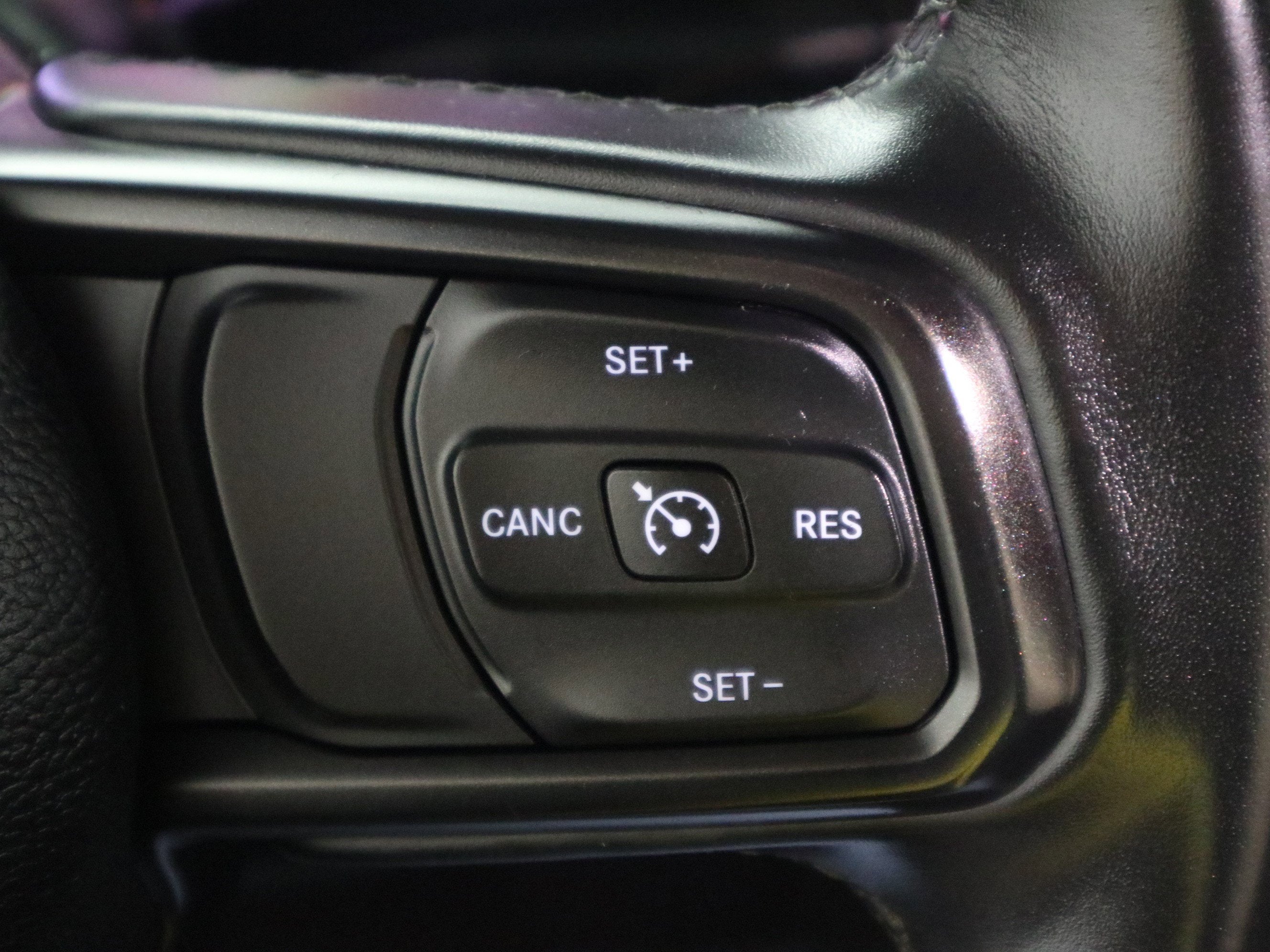 2022 Jeep Gladiator Willys 4x4