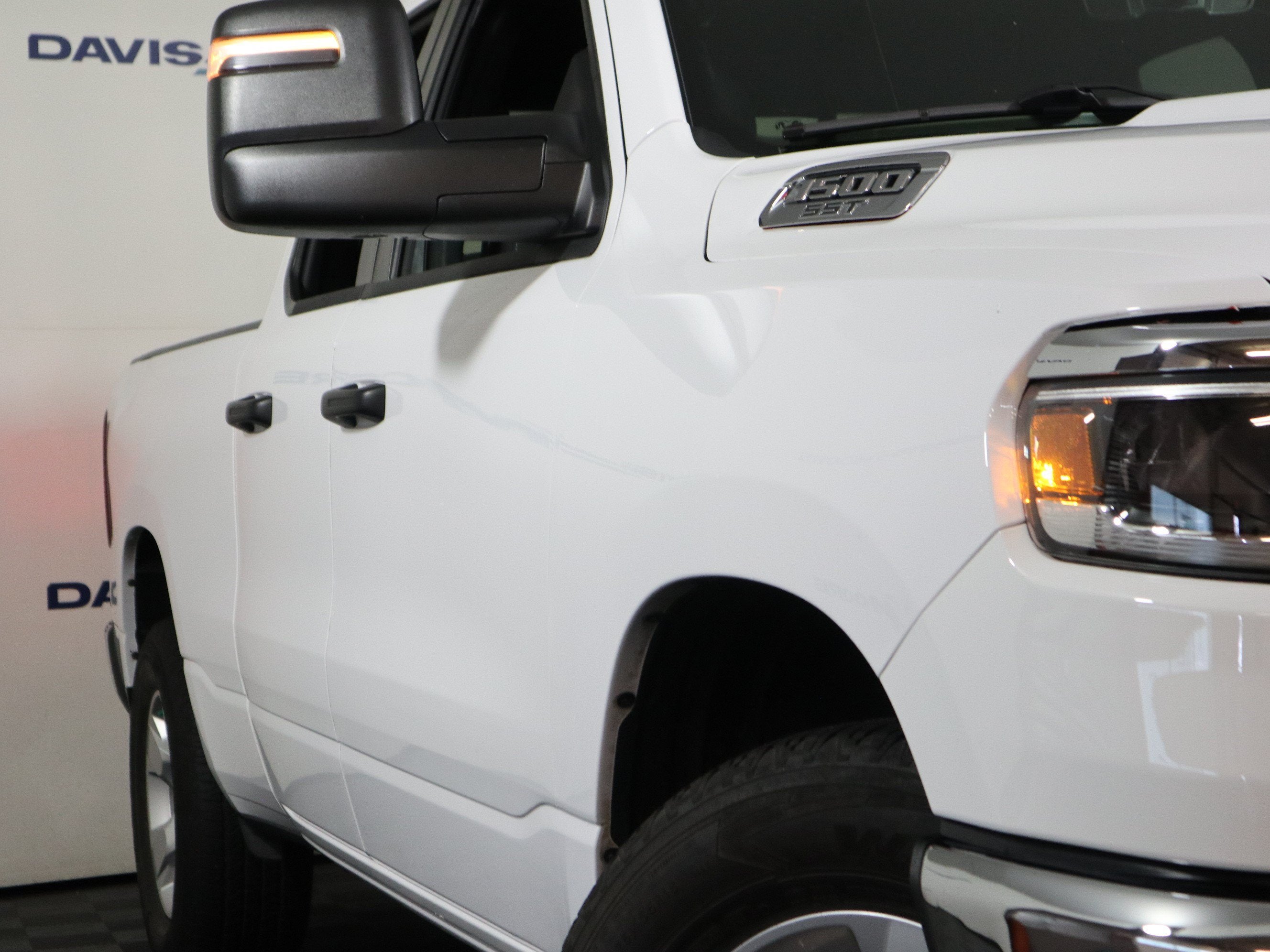 2025 RAM 1500 Tradesman Quad Cab 4x2 6'4" Box
