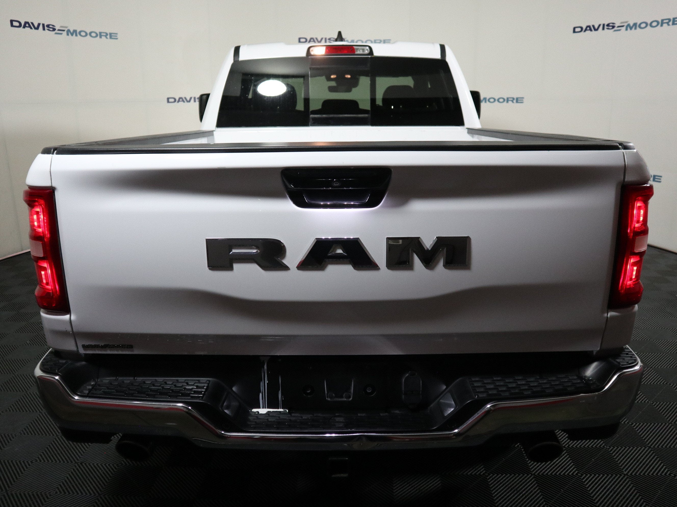 2025 RAM 1500 Tradesman Quad Cab 4x2 6'4" Box