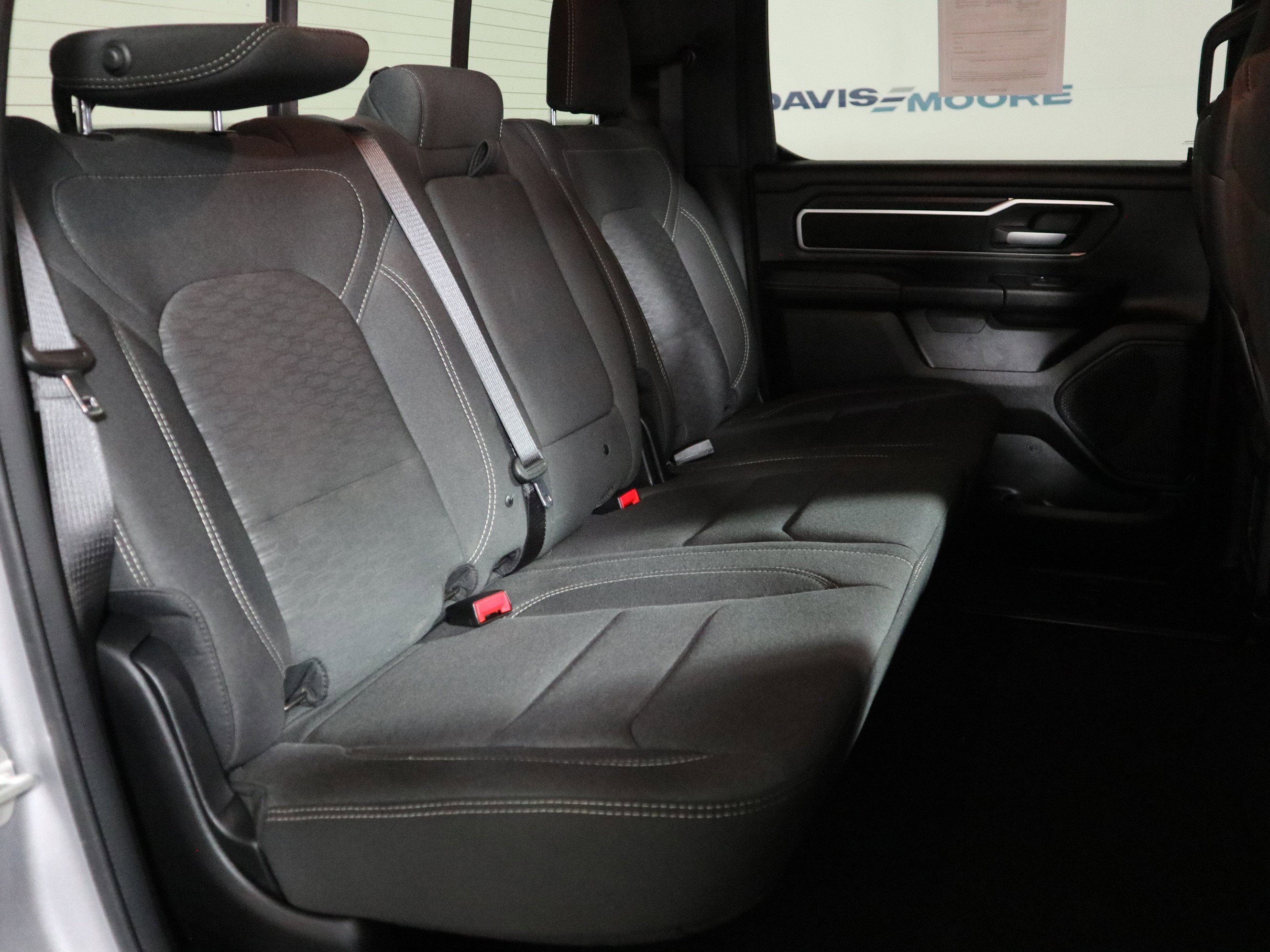 2025 RAM 1500 Big Horn Crew Cab 4x4 5'7" Box