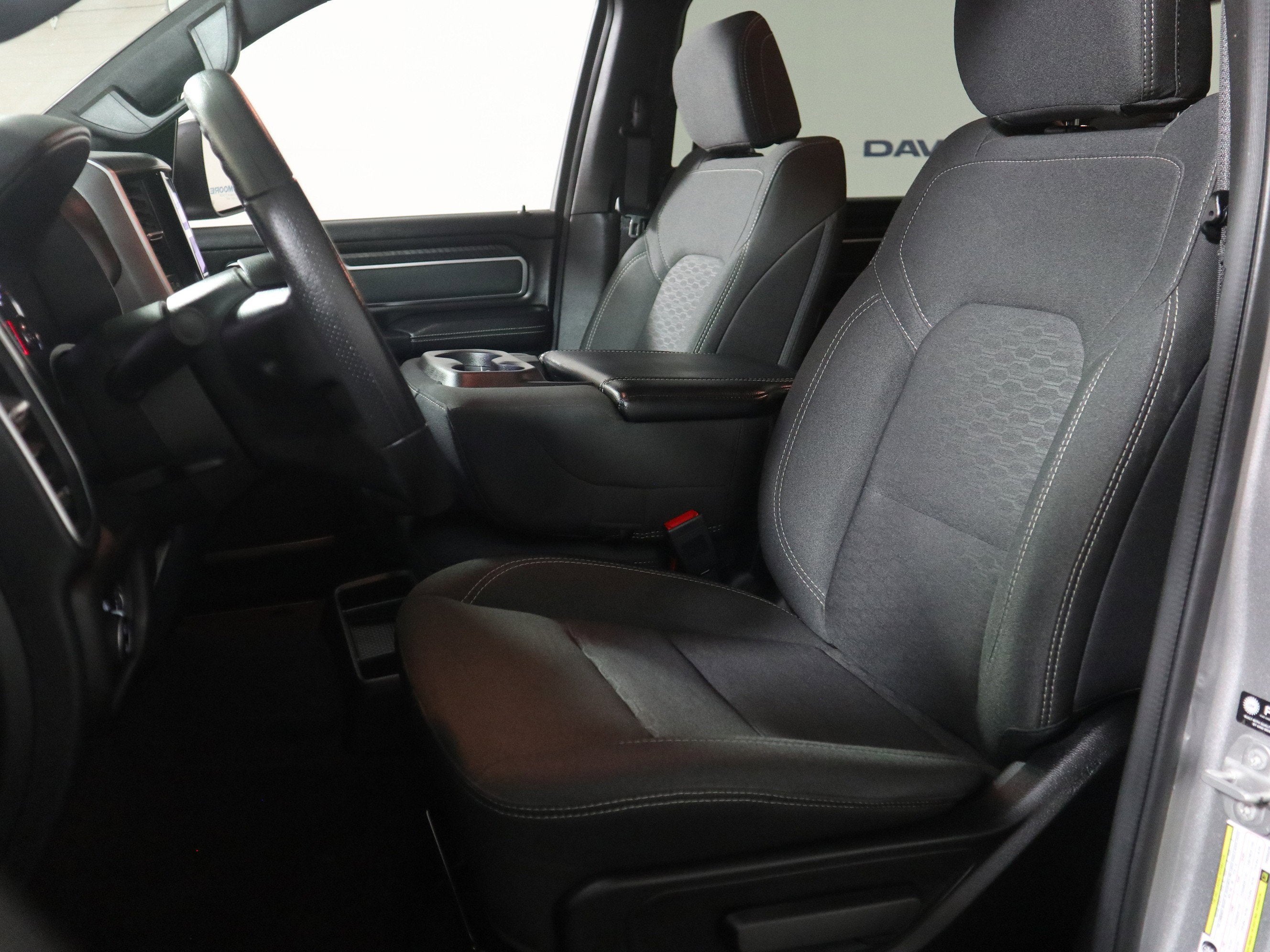 2025 RAM 1500 Big Horn Crew Cab 4x4 5'7" Box