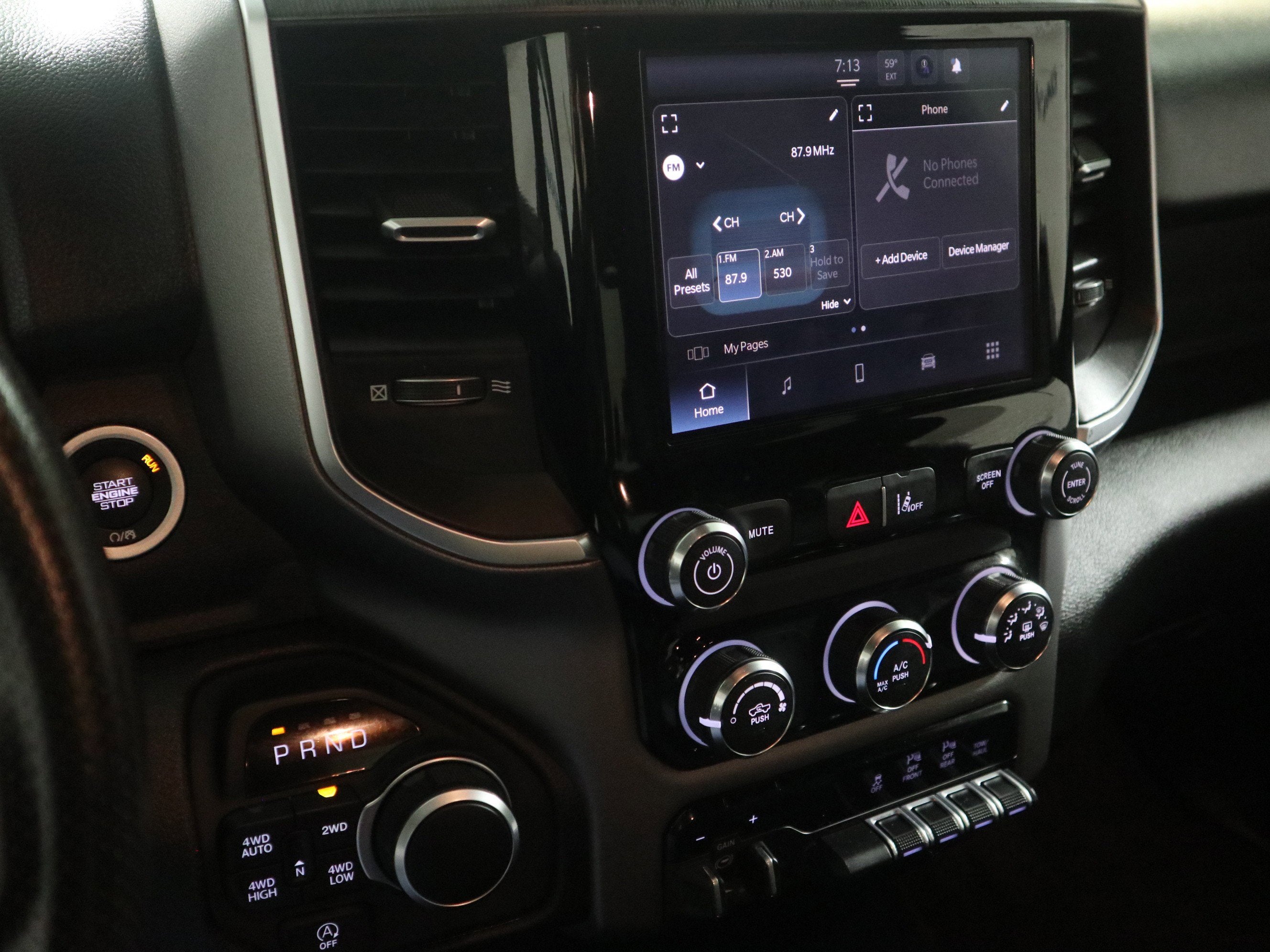 2025 RAM 1500 Big Horn Crew Cab 4x4 5'7" Box