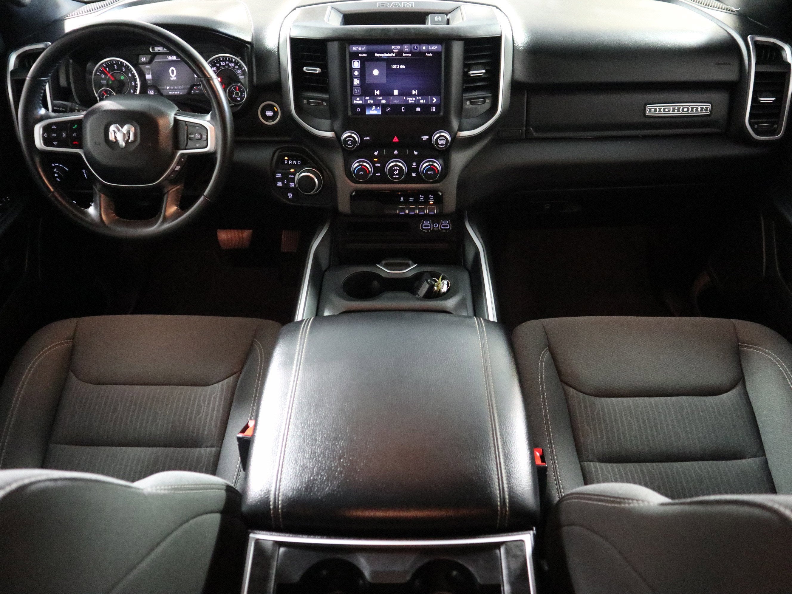 2022 RAM 1500 Big Horn Crew Cab 4x4 5'7" Box