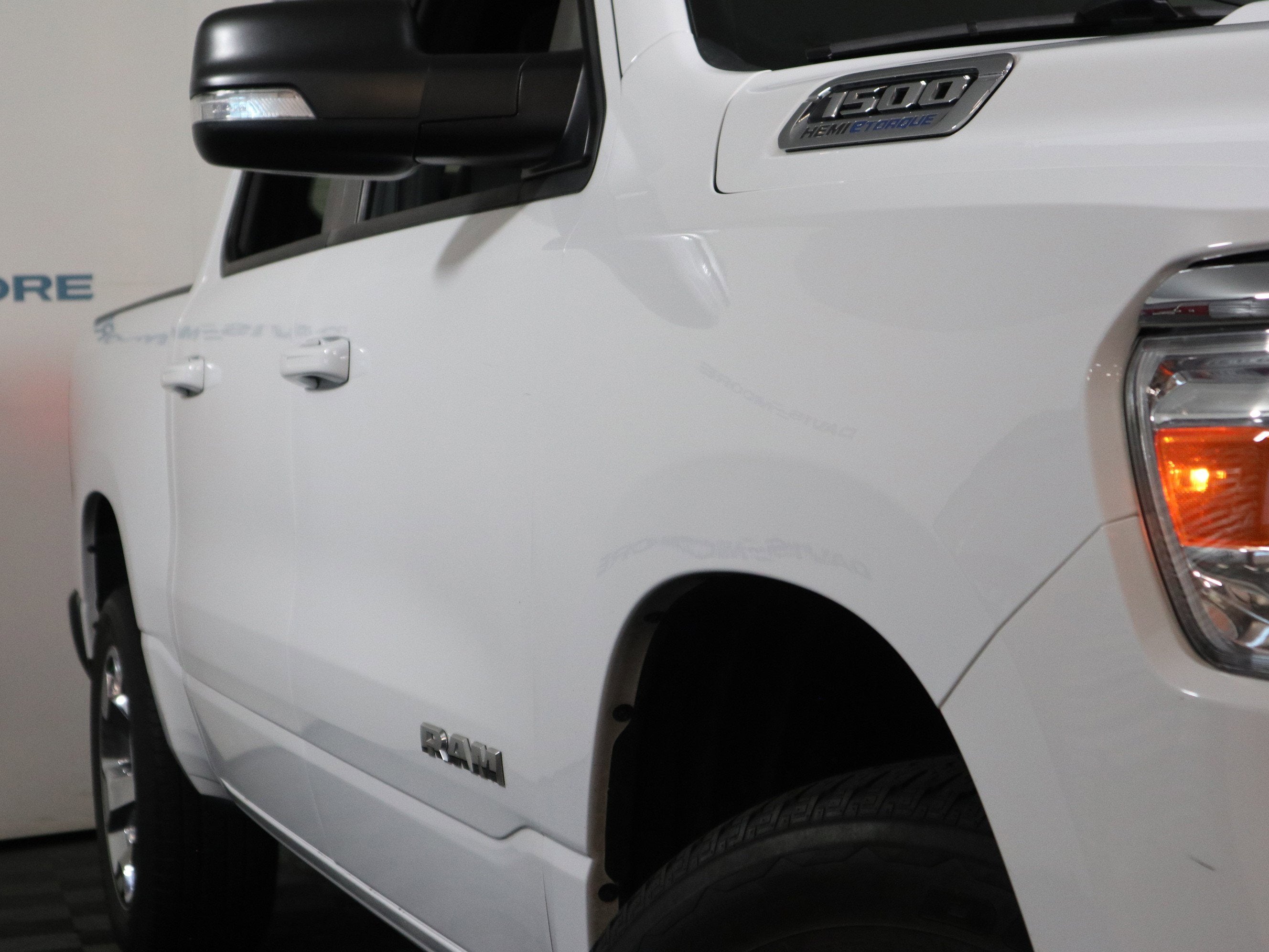 2022 RAM 1500 Big Horn Crew Cab 4x4 5'7" Box