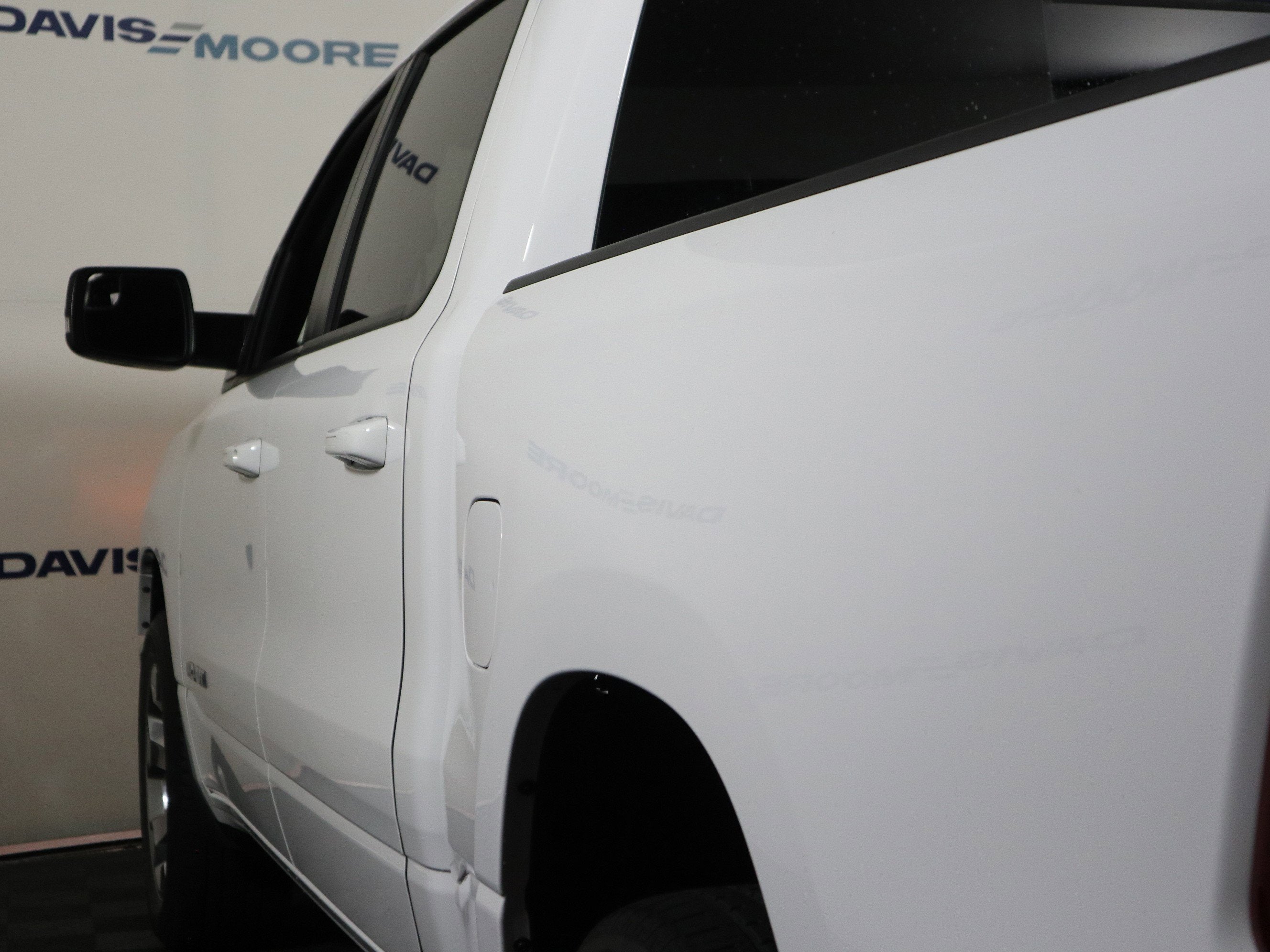 2022 RAM 1500 Big Horn Crew Cab 4x4 5'7" Box