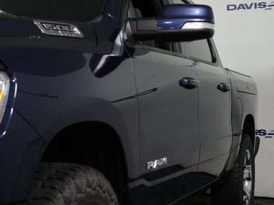 2020 RAM 1500 Big Horn Crew Cab 4x4 5'7" Box