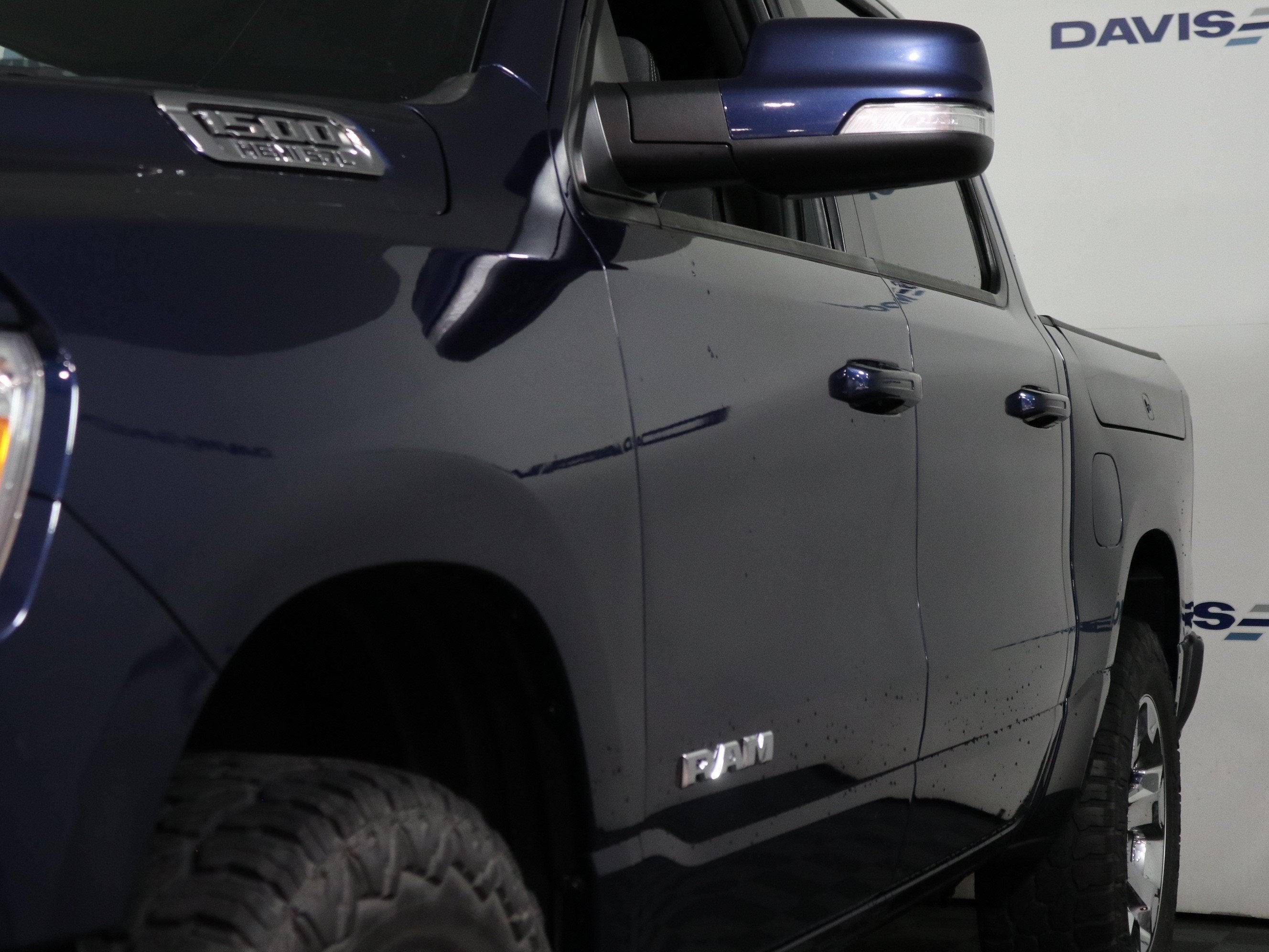 2020 RAM 1500 Big Horn Crew Cab 4x4 5'7" Box