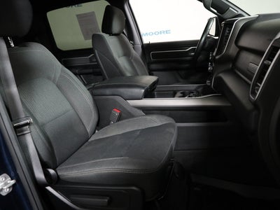 2020 RAM 1500 Big Horn Crew Cab 4x4 5'7" Box
