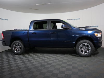 2020 RAM 1500 Big Horn Crew Cab 4x4 5'7" Box