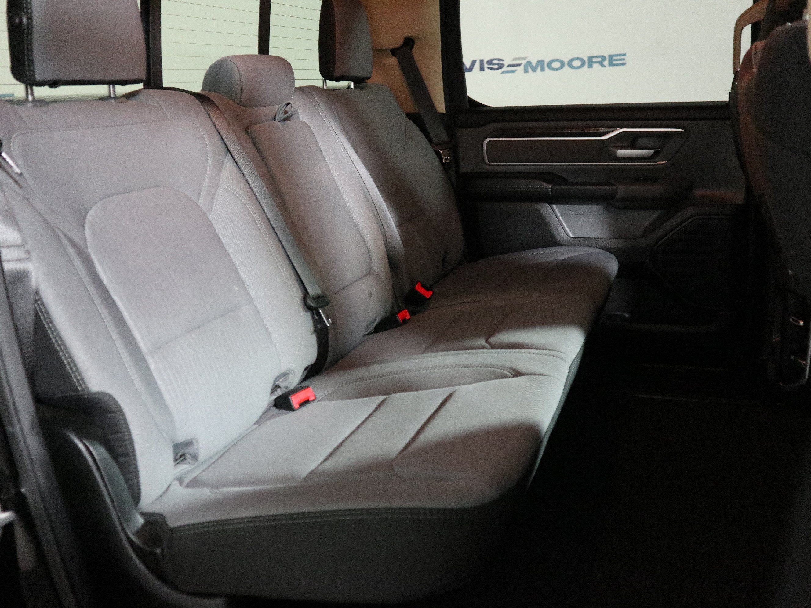 2020 RAM 1500 Big Horn Crew Cab 4x4 5'7" Box