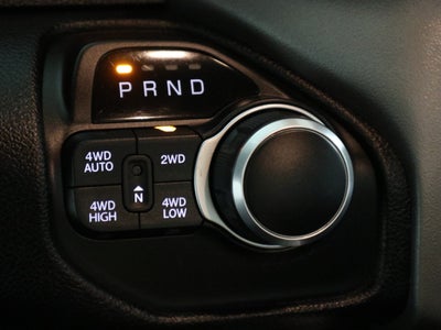 2020 RAM 1500 Big Horn Crew Cab 4x4 5'7" Box