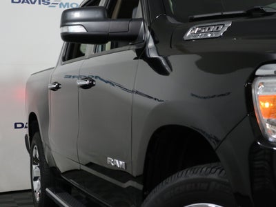 2020 RAM 1500 Big Horn Crew Cab 4x4 5'7" Box
