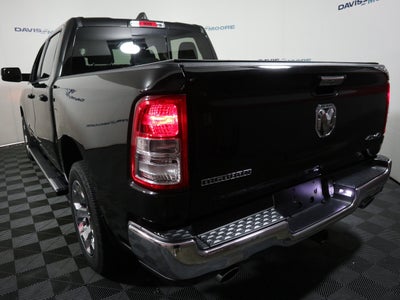 2020 RAM 1500 Big Horn Crew Cab 4x4 5'7" Box
