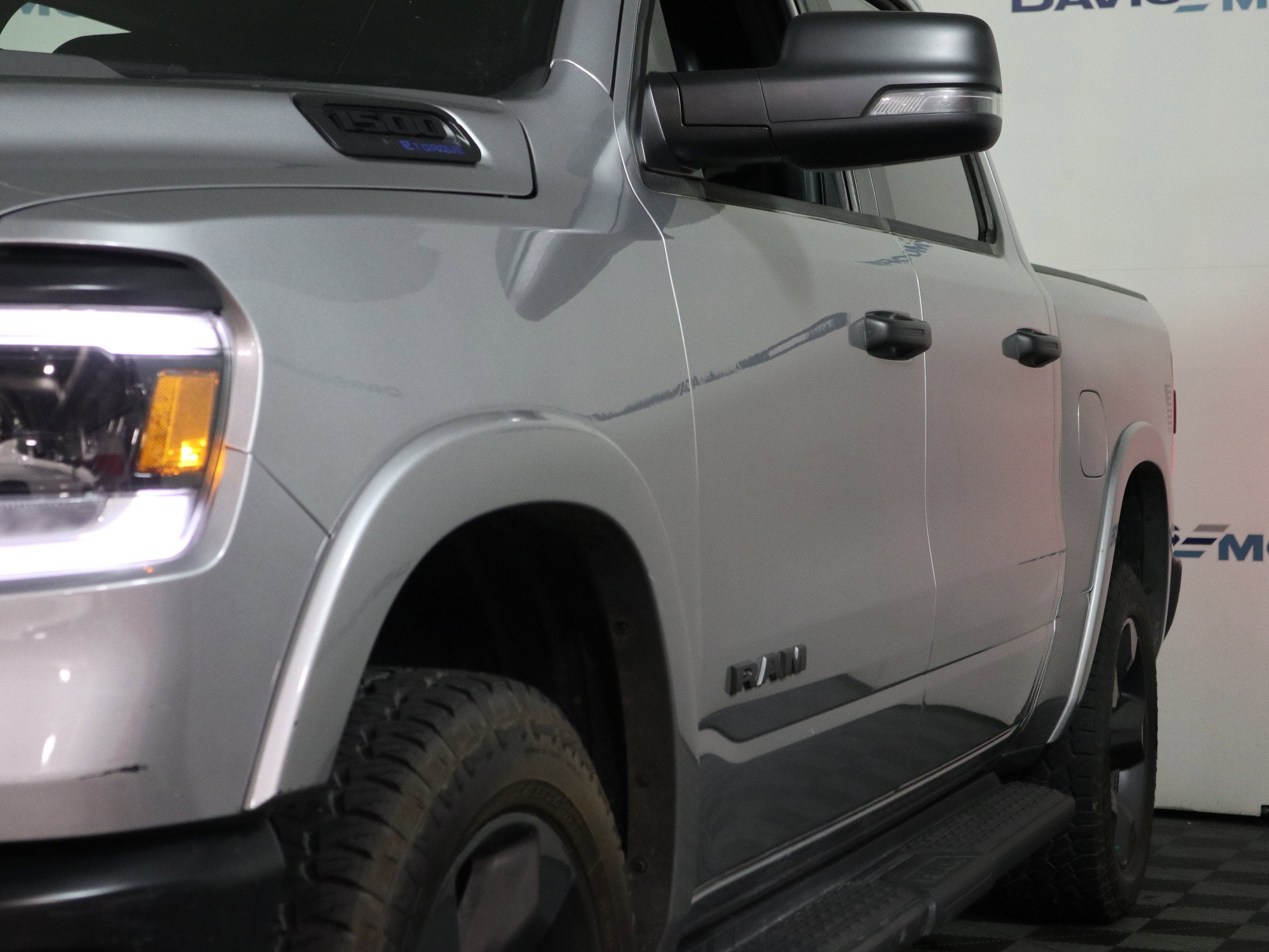 2024 RAM 1500 Big Horn Crew Cab 4x4 5'7" Box