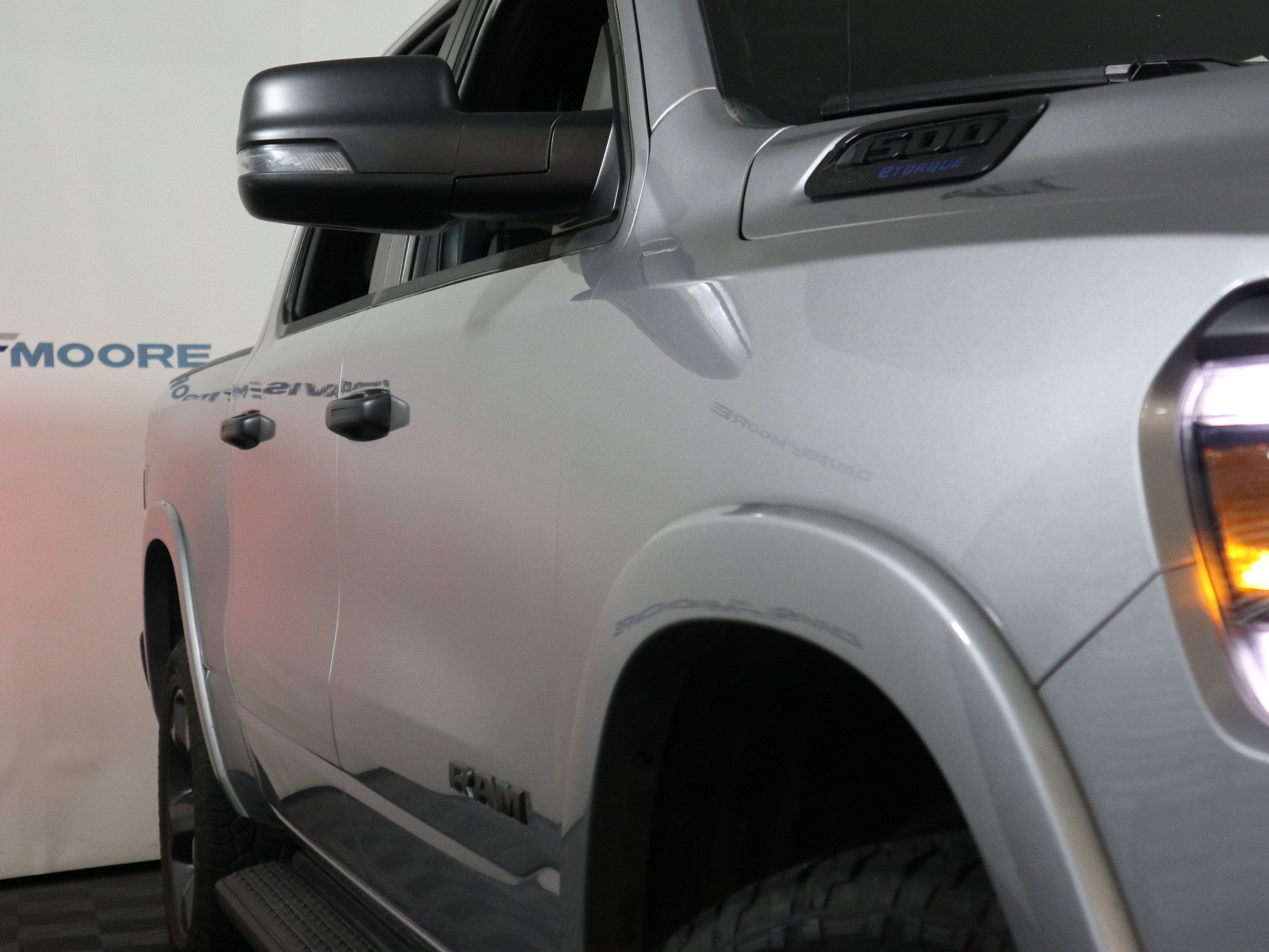 2024 RAM 1500 Big Horn Crew Cab 4x4 5'7" Box