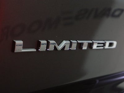 2022 RAM 1500 Limited Crew Cab 4x4 5'7" Box