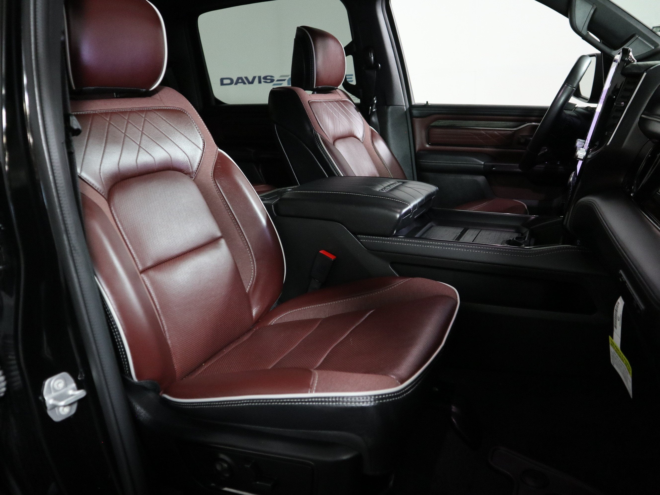 2026 RAM 1500 Limited Crew Cab 4x4 5'7" Box