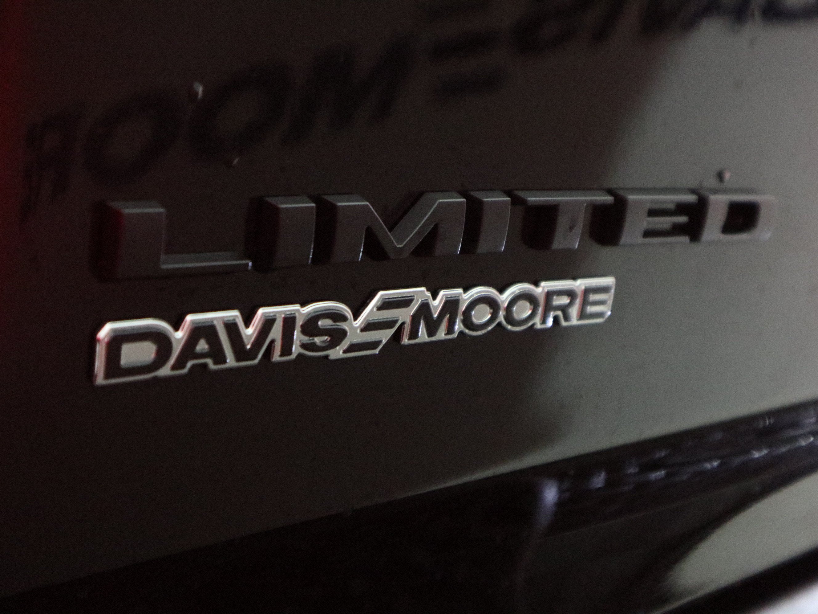 2026 RAM 1500 Limited Crew Cab 4x4 5'7" Box