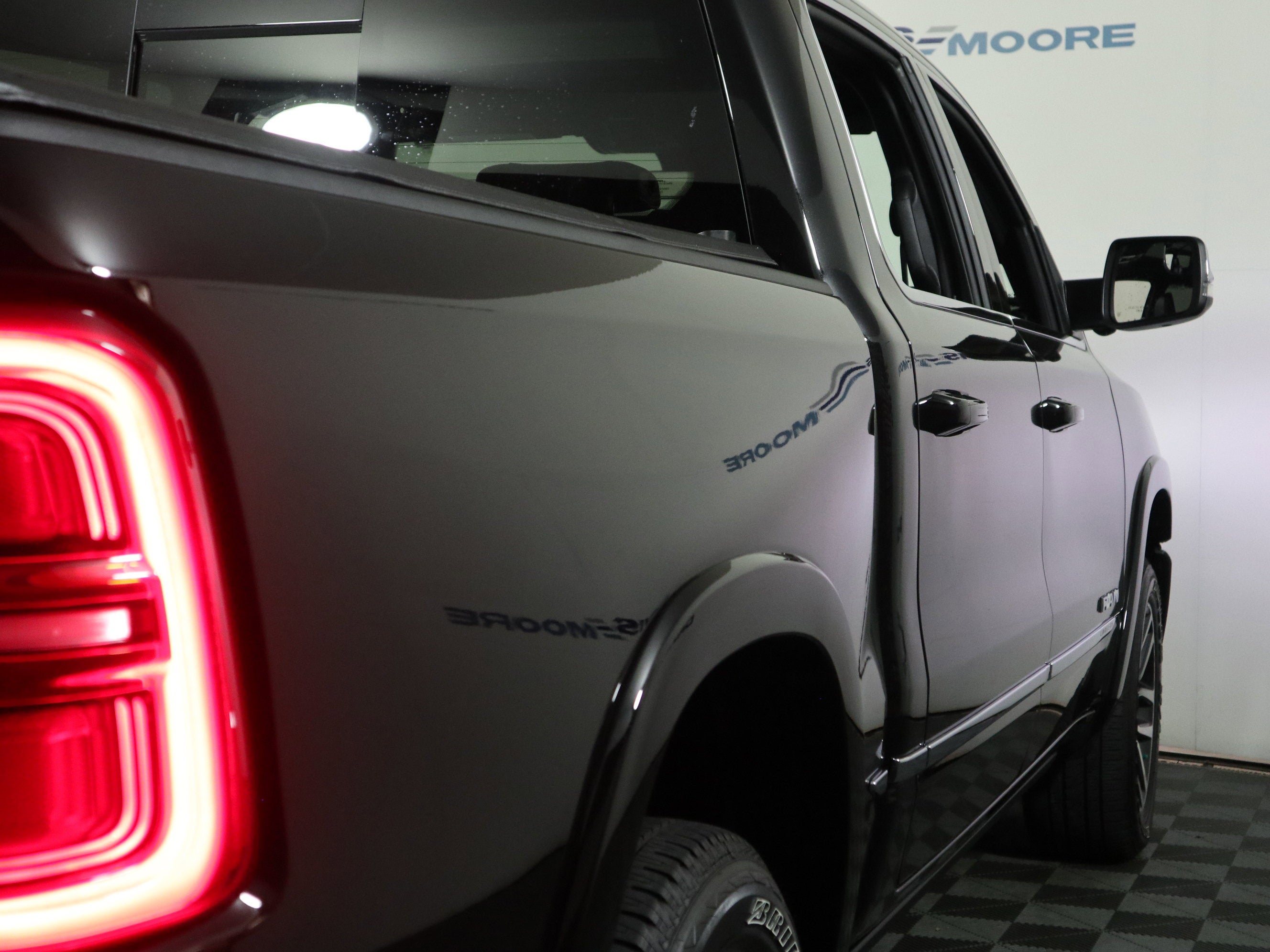 2026 RAM 1500 Limited Crew Cab 4x4 5'7" Box