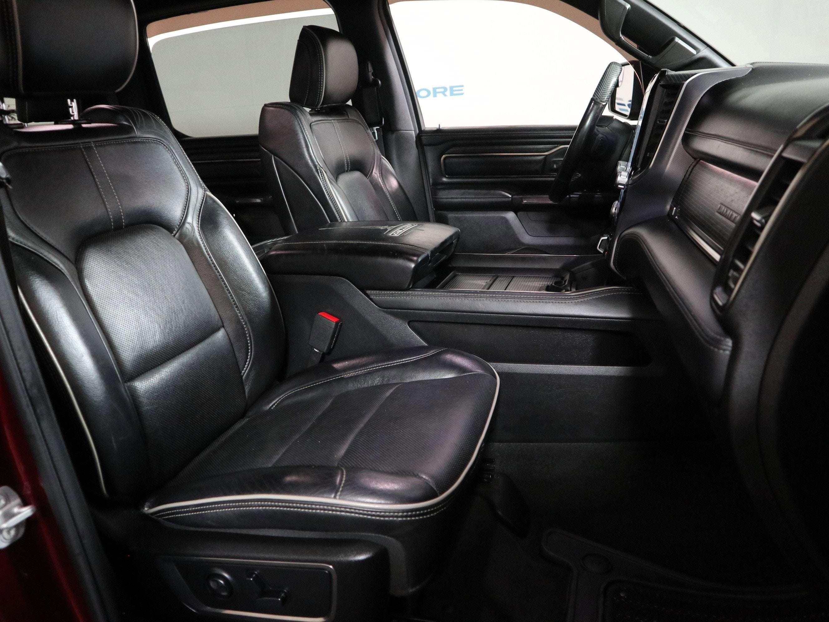 2021 RAM 1500 Limited Crew Cab 4x4 5'7" Box