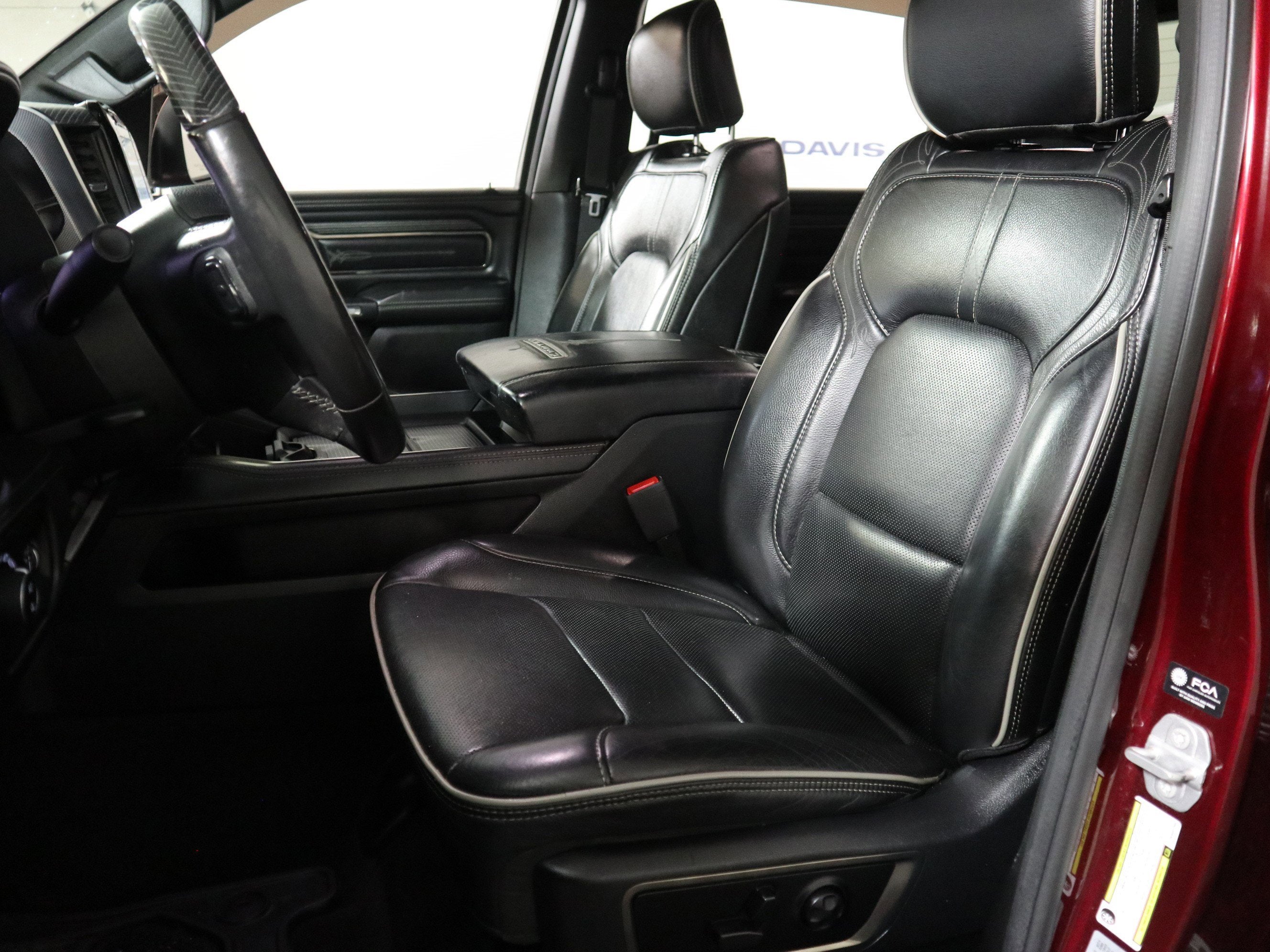 2021 RAM 1500 Limited Crew Cab 4x4 5'7" Box