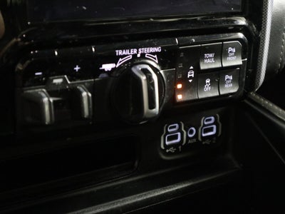 2021 RAM 1500 Limited Crew Cab 4x4 5'7" Box