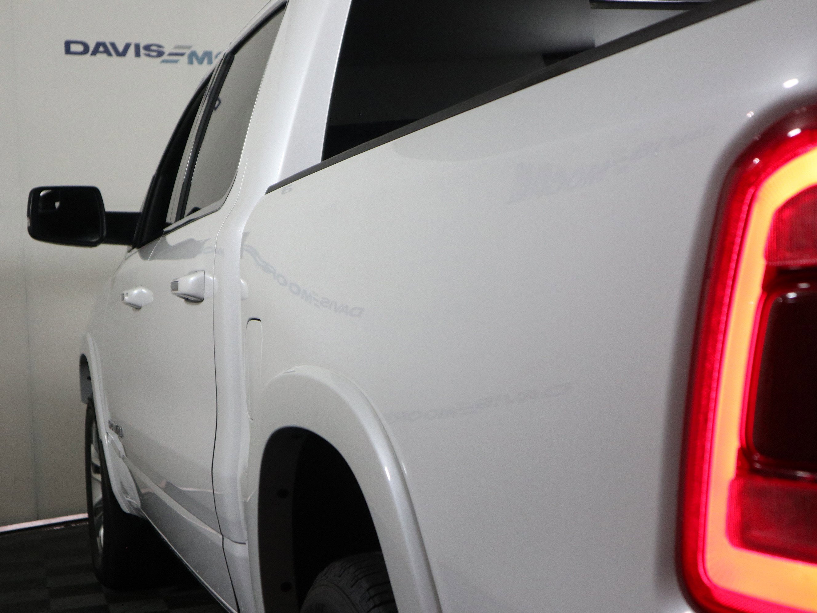 2022 RAM 1500 Limited Longhorn Crew Cab 4x4 5'7" Box