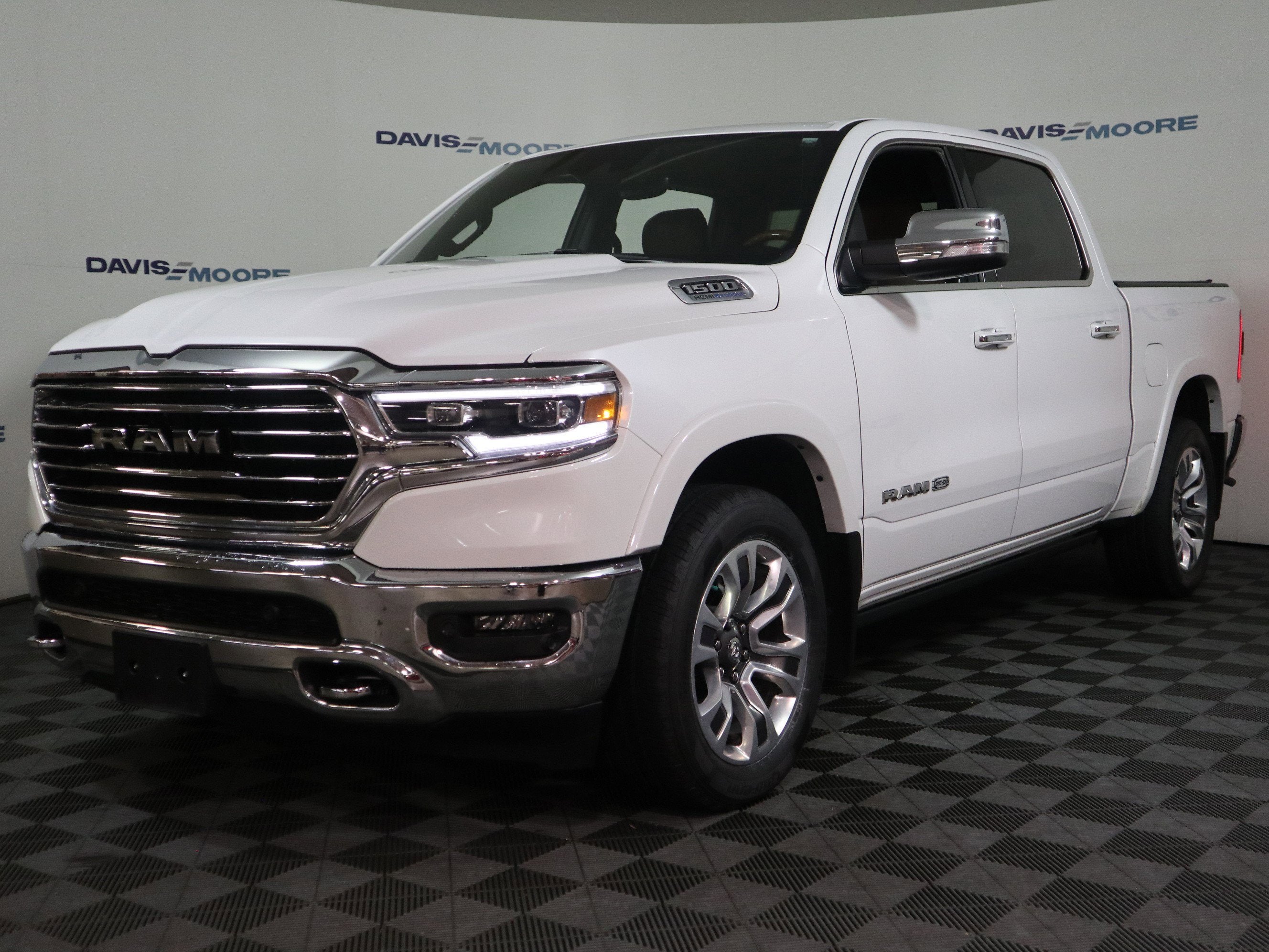 2022 RAM 1500 Limited Longhorn Crew Cab 4x4 5'7" Box