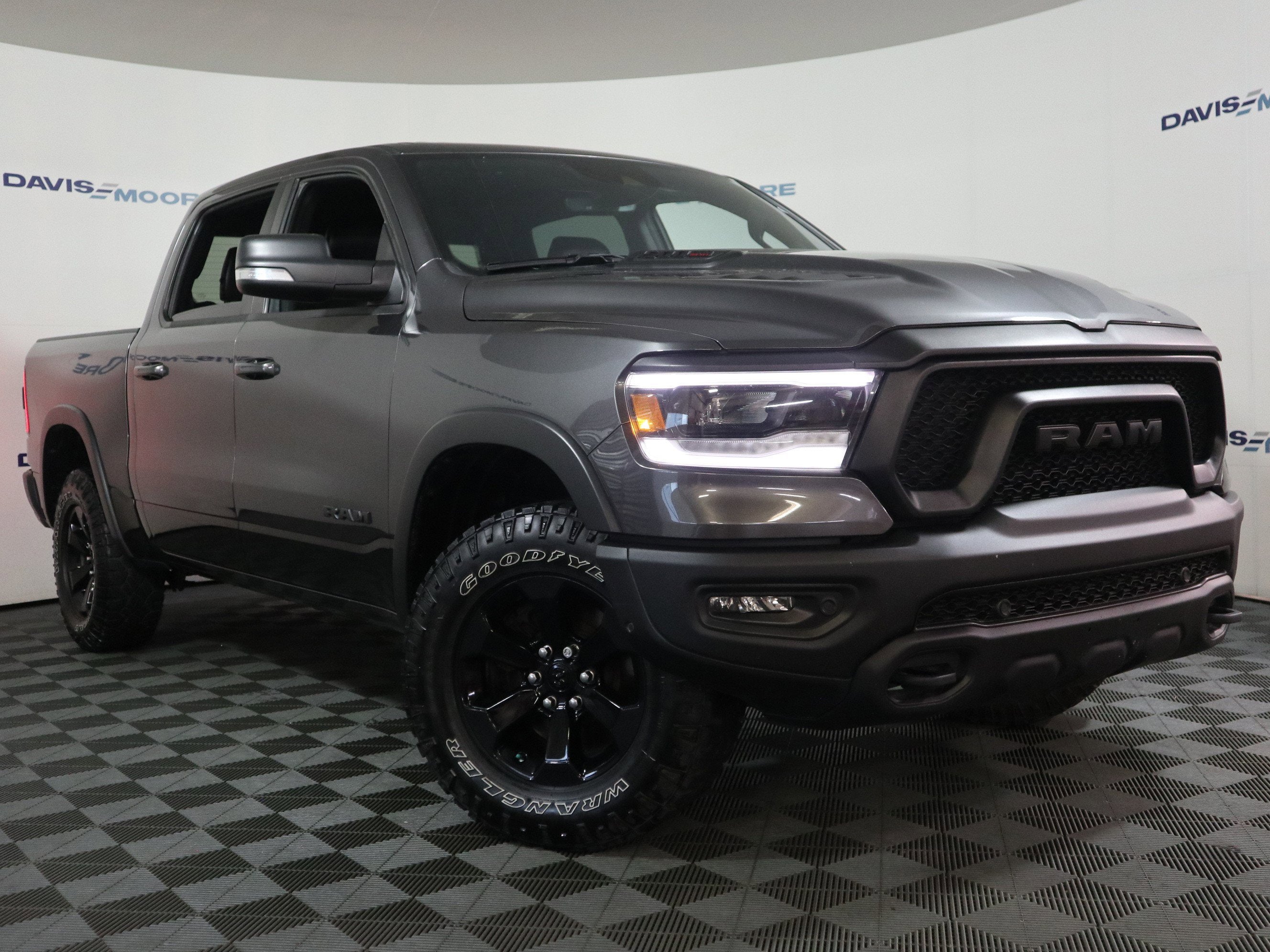 2022 RAM 1500 Rebel Crew Cab 4x4 5'7" Box